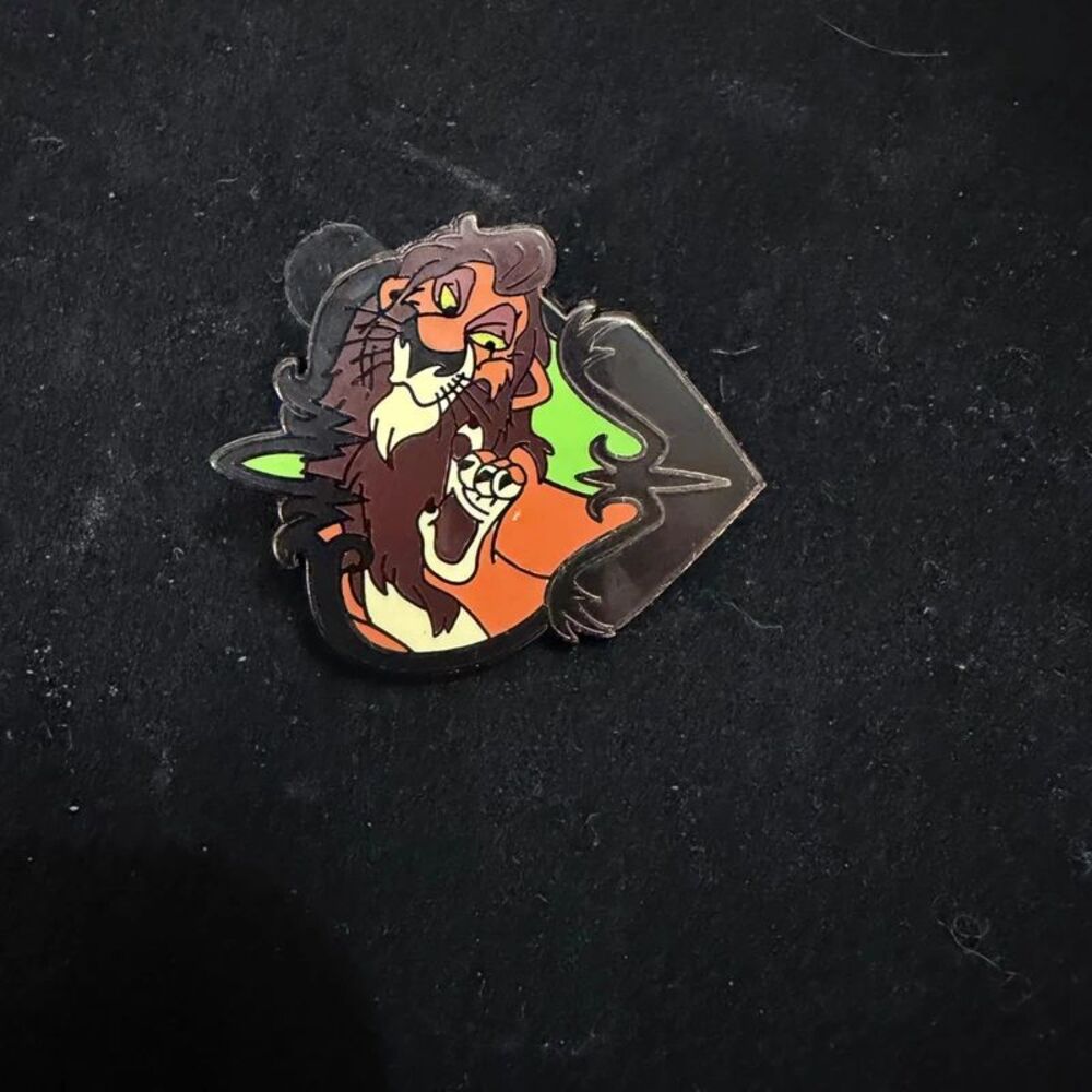 Disney Scar Lion King Villains Puzzle Trading Pin 2 of 5 2009
